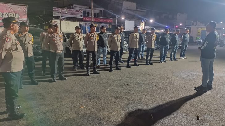 Amankan Wilayah, Kanit Reskrim Polsek Pasar Kemis Pimpin Apel Operasi Cipkon Malam
