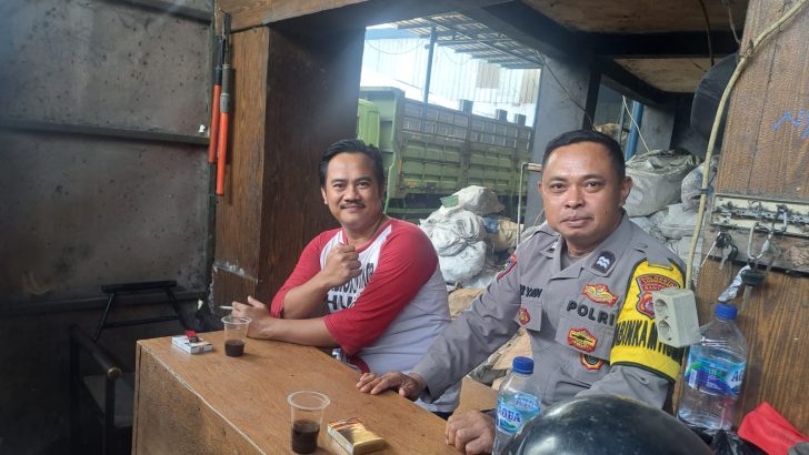 Melalui Giat Sambang Bhabinkamtibmas Sampaikan Pesan-pesan Kamtibmas Warga Masyarakat MAUK