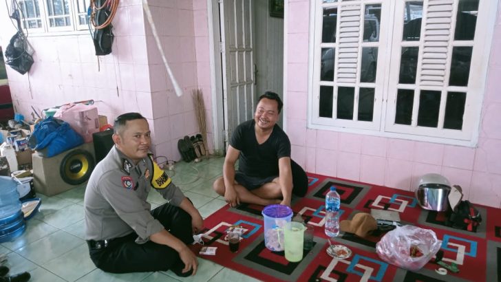 Giat rutin binmas lembangsari laksanakan sambang warga