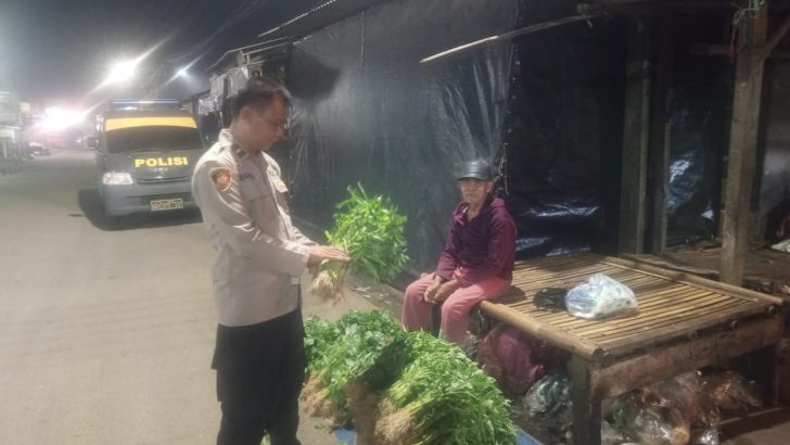Pastikan wilayah aman dan upaya pencegahan Guantibmas di Wilayah, Polsek Kresek lakukan giat Patroli Mobile malam hari.