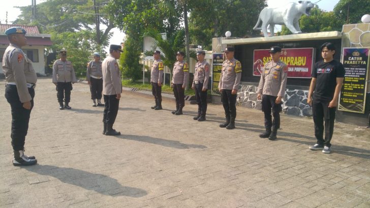 Tingkatkan Disiplin, Personil Polsek Mauk Polresta Tangerang Polda Banten Giat Apel Pagi Di Pimpin Kanit Patroli