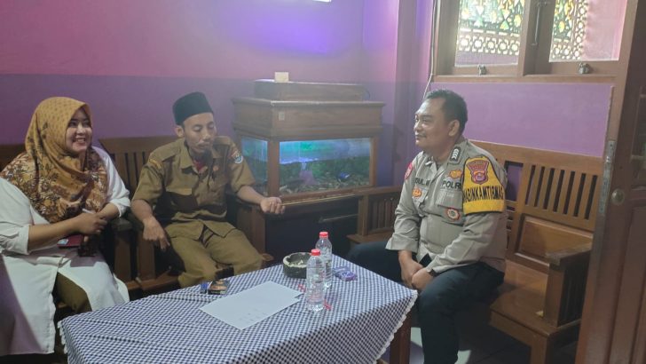 Bhabinkamtibmas Sambang DDS ke Sekolah Mitra Permata