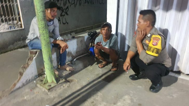 Pastikan wilayah aman dan upaya pencegahan Guantibmas di Wilayah, Polsek Kresek lakukan giat Patroli Sambang Warga