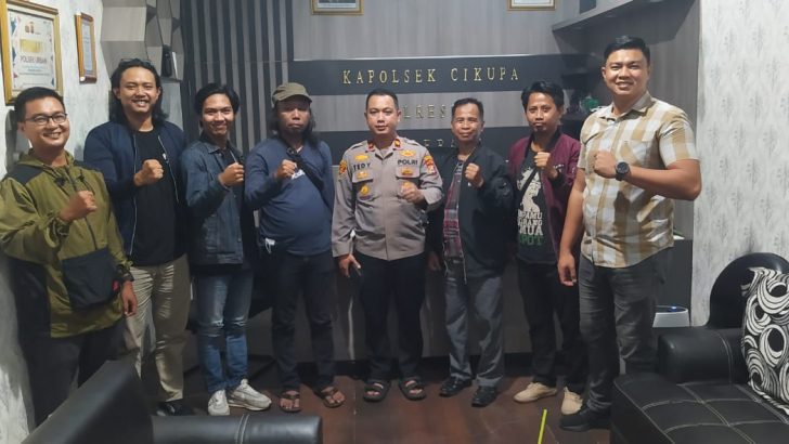 Kapolsek Cikupa Silaturohmi dan Kordinasi Dengan Panwascam dan PPK Jelang Pilkada 2024