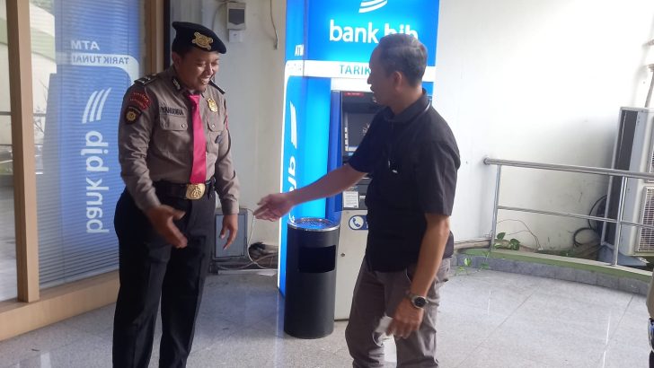 Sat Pamobvit Polresta Tangerang melaksanakan kegiatan Patroli dan kontrol ke tempat – tempat Objek Vital Kantor Bank di wilayah Kabupaten Tangerang