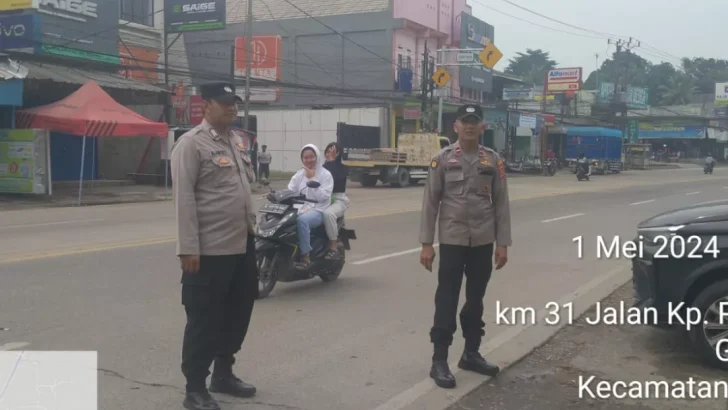Unit Patroli Polsek Balaraja Patroli di Obyek Vital di Jalan raya Serang Balaraja dan jalan raya kresek jaga kondusifitas warga