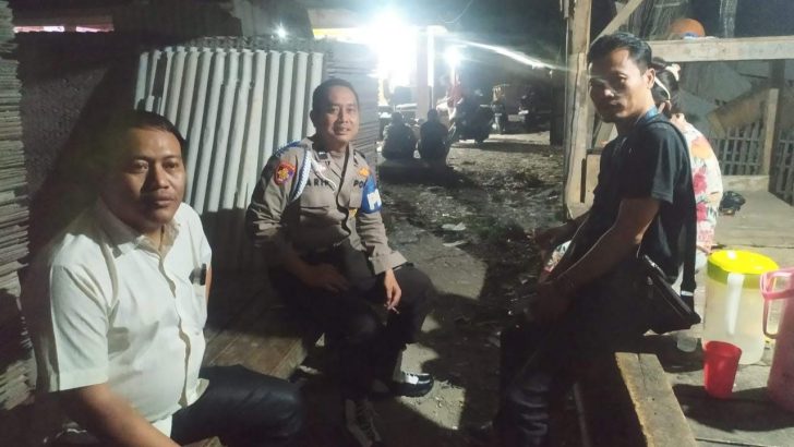 Personil Polsek Kresek tetap semangat menjaga wilayahnya dari Gangguan Kamtibmas di Malam Hari.