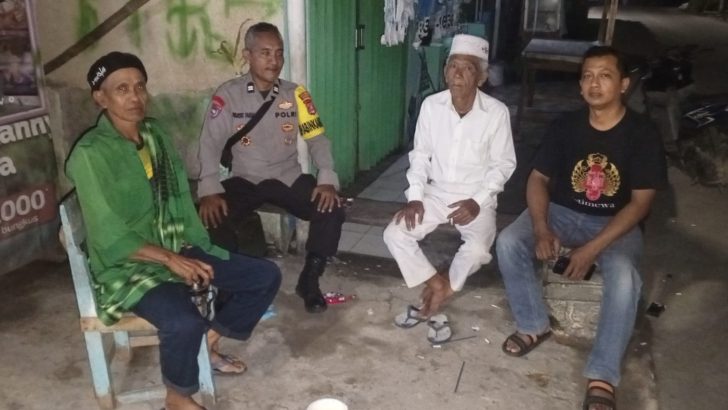 Mempererat Sinergitas dengan para Sesepuh, Polsek Kresek kunjungi Tokoh Masyarakat di Desa