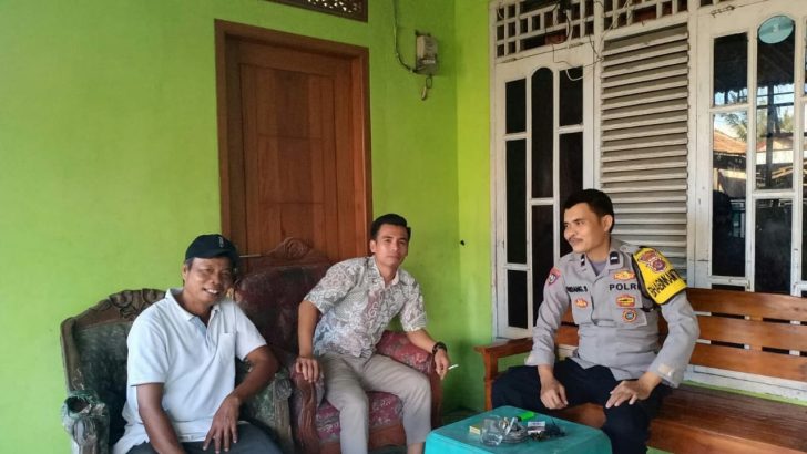 Bhabinkamtibmas Polsek Cisoka Menggelar Kegiatan Polisi RW