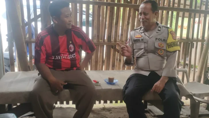 Bhabinkamtibmas Desa Tobat Kecamatan Balaraja Polsek Balaraja Polresta Tangerang giat Sambang Warga Binaan.