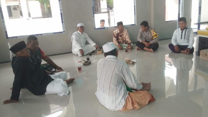 Anggota Polsek Kresek aktiv kunjungi Tokoh Agama dalam rangka giat rukun Ulama Umaro