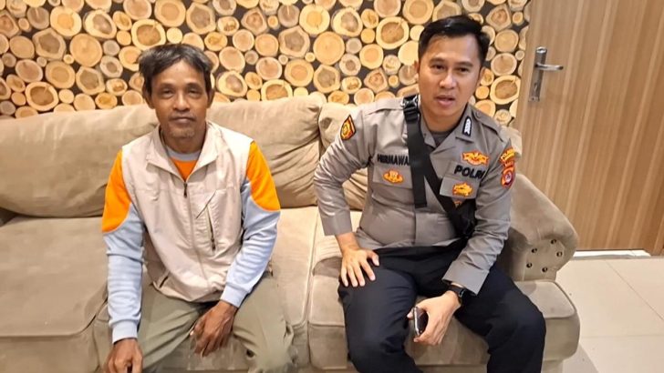 Upaya pendekatkan diri kepada masyarakat, Polsek Kresek kunjungi warga di Desa dalam rangka Program Polisi RW.