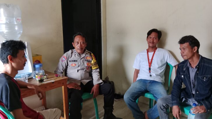 BINAMAS DESA SUKASARI RAJEG GIAT SAMBANG DAN KOORDINASI HARKAMTIBMAS DENGAN PERANGKAT DESA