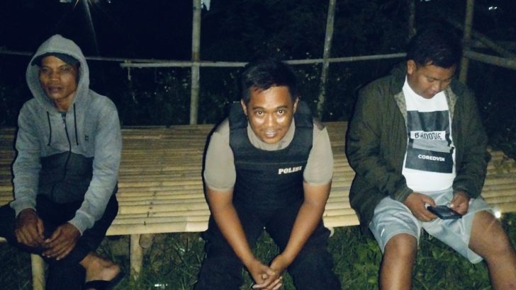 Pastikan wilayah aman dan upaya pencegahan Guantibmas di Wilayah, Polsek Kresek lakukan giat Patroli Mobile malam hari.