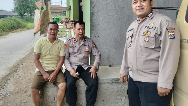 Menjaga Sinergitas dengan masyarakat, Polsek Kresek lakukan Patroli Mobile dan Dialogis