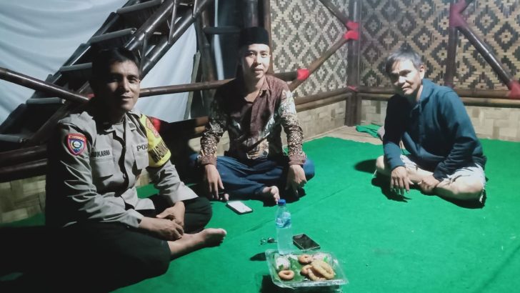 Menjalin Tali Silaturahmi dengan para Sesepuh, Polsek Kresek kunjungi Tokoh Masyarakat di Desa