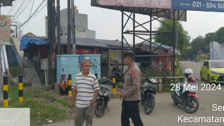 Unit Patroli Polsek Balaraja giat Patroli di siang hari jaga kondusifitas Warga.