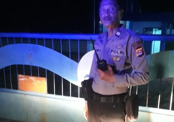 Patroli Mobile malam hari dilakukan Polsek Kresek dalam mencegah Guantibmas di wilayah