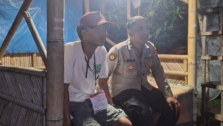 Patroli mobile malam hari sangat evektif mengantisipasi terjadinya Gangguan Kamtibmas di Malam Hari.