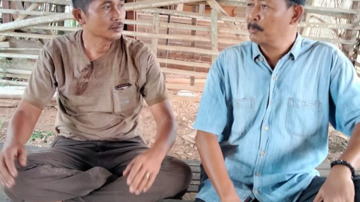 Polisi RW Polsek Kresek tak henti-hentinya kunjungi warga di Desa guna pendekatan diri kepada warga di Binaannya di Desa.