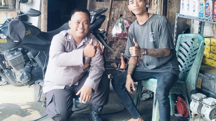 Menjaga Sinergitas dengan masyarakat, Polsek Kresek lakukan Patroli Mobile dan Dialogis