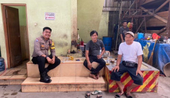 Binmas Polsek Rajeg sambangi warga didesa binaannya