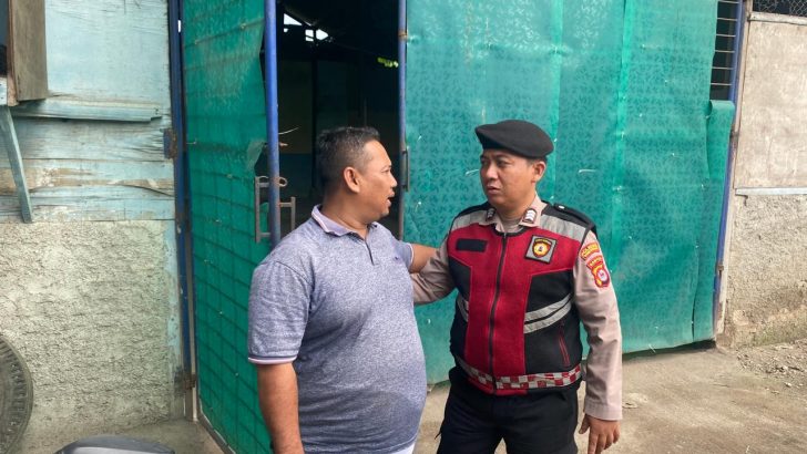 Patroli Barcode Di sekitaran Ecopolis Citra Raya Kab. Tangerang dilaksanakan oleh Anggota Turjawali Sat Samapta Polresta Tangerang dan memberikan pesan kamtibmas Kepada Masyarakat.