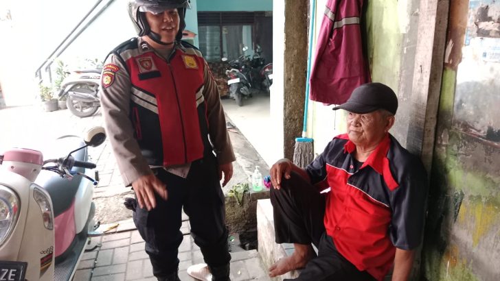Patroli Barcode Di sekitaran Ecopolis Citra Raya Kab. Tangerang dilaksanakan oleh Anggota Turjawali Sat Samapta Polresta Tangerang dan memberikan pesan kamtibmas Kepada Masyarakat.