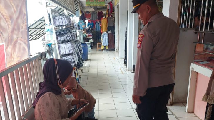 Sampaikan Himbauan Kamtibmas, Sat Binmas Polresta Tangerang Sambangi Pasar Tigaraksa