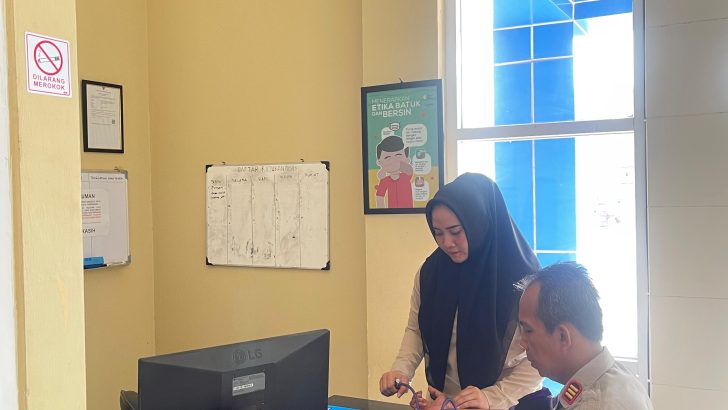 Pelayanan Kesehatan Kepada Anggota Serta Masyarakat Yang Berobat Di Klinik Bhyangkara Polresta Tangerang