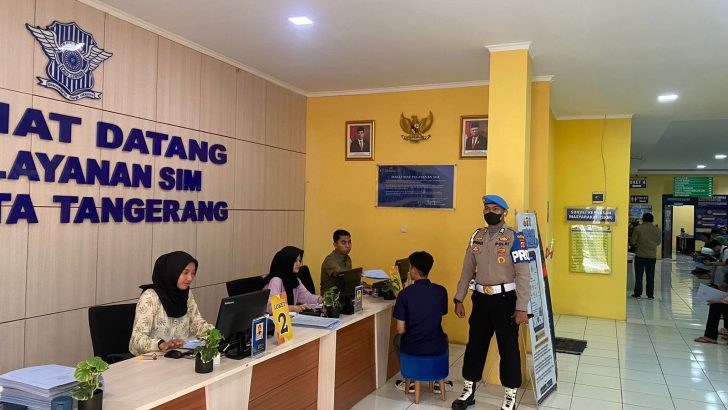 PENGECEKAN PETUGAS SATPAS SIM POLRESTA TANGERANG OLEH PIKET SIPROPAM POLRESTA TANGERANG