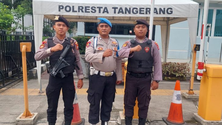 PENGECEKAN PETUGAS PENJAGAAN MAKO POLRESTA TANGERANG OLEH PIKET SIPROPAM POLRESTA TANGERANG