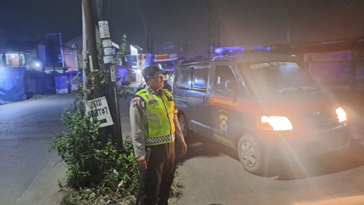 Antisipasi Kejahatan Anggota Polsek Tigaraksa patroli barcode