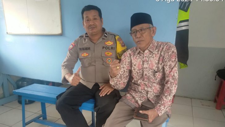 Bhabinkamtibmas Desa Bitung Jaya Sambang ke Ketua RT 12 untuk Jalin Silaturahmi dan Himbauan Harkamtibmas