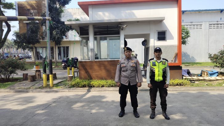 Personil Sat Pamobvit Polresta Tangerang melaksanakan kegiatan Patroli ke Kawasan Pergudangan Bizlink kec.cikupa kab.tangerang