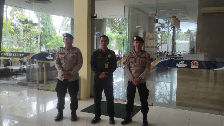 Panit PAM Waster  dan Personil  Sat Pamobvit Polresta Tangerang melaksanakan kegiatan Patroli ke Citra Raya Sport Club Cikupa