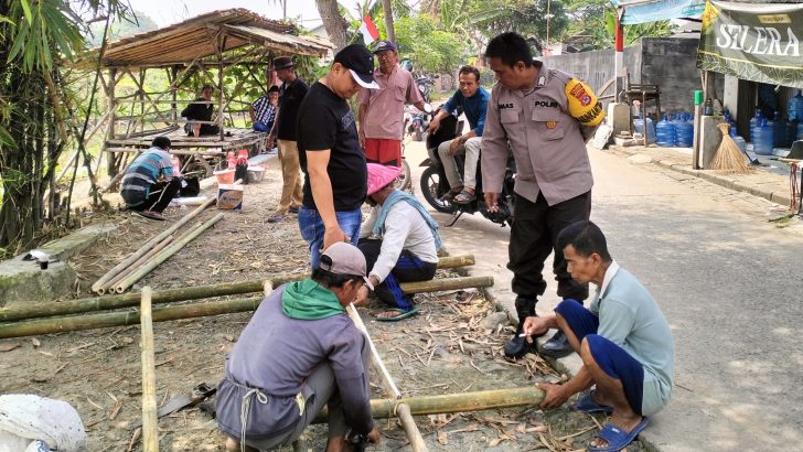 Pastikan wilayah aman dan upaya pencegahan Guantibmas di Wilayah, Bripka Dimas Herdian lakukan giat Patroli Sambang Warga