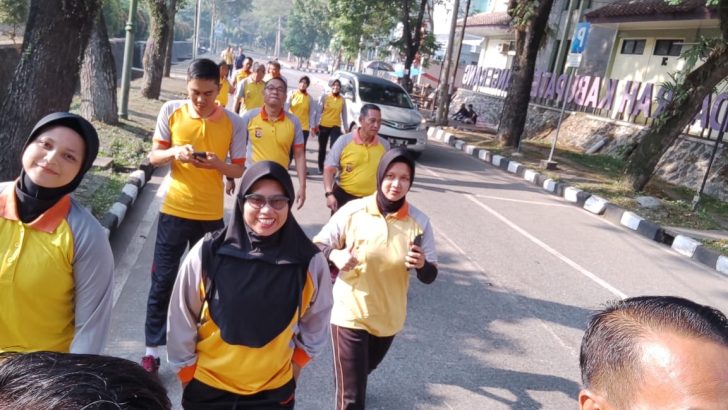 aipda tatang melaksanakan olahraga