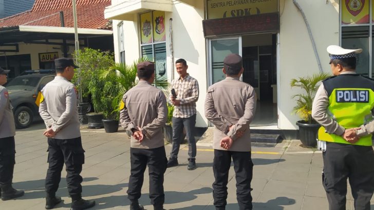 IPTU H. Iwan Wahyudi Pimpin Apel Pagi di Polsek Cikupa, Perkuat Disiplin Personil