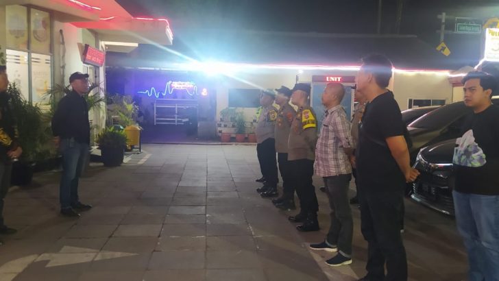 Polsek Cikupa Gelar Apel Cipkon Antisipasi Guantibmas Malam Minggu di Wilayah Hukum Cikupa