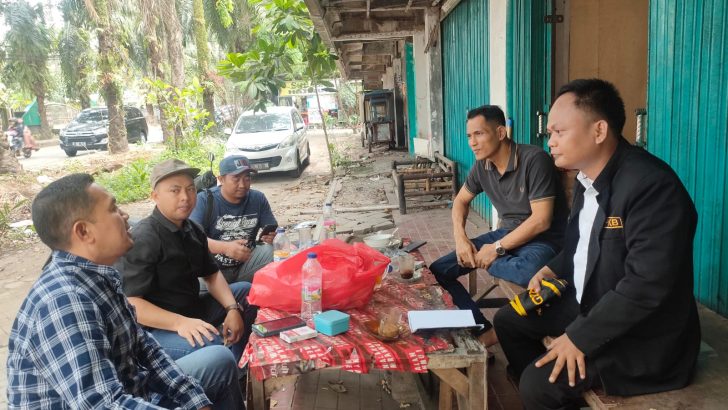 Kasat Intelkam, Kanit 3 Sat Intelkam dan Anggota Sat Intelkam Melaksanakan himbauan terhadap Sdr. Rokhman (Sekjen DPC BPPKB) untuk mendukung dan ikut serta dalam memelihara Harkamtibmas serta mensukseskan Pilkada 2024 yang Aman, Nyaman dan Damai di Darkum Polresta Tangerang. “Senin (09/09/2024)