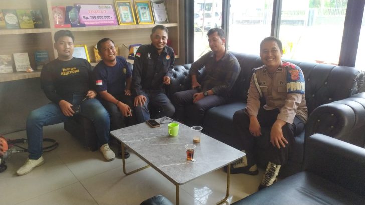 Aipda Arif lakukan Patroli Sambang di kantor Kecamatan Gunung Kaler