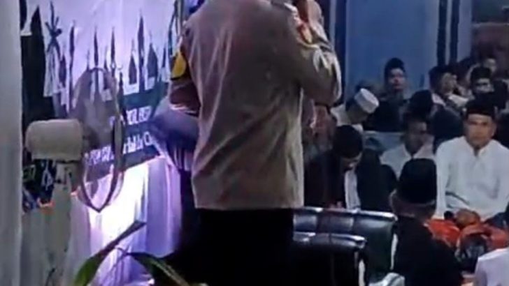 Bhabinkamtibmas Hadiri Peringatan Maulid Nabi di Kampung Kalong, Desa Cibadak