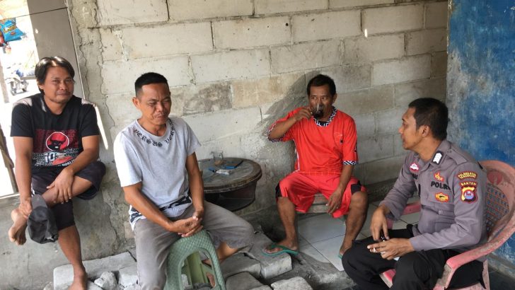 Patroli Mobile dan Dialogis di wilayah, dilakukan Bripka Yonas A demi menjaga Harkamtibmas agar tetap aman