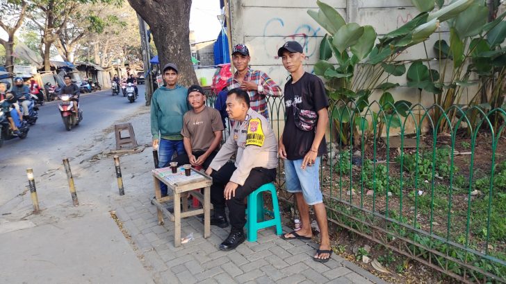 Sambang preemtif dan preventif Bhabinkamtibmas dalam menjaga kondusifitas desa binaan