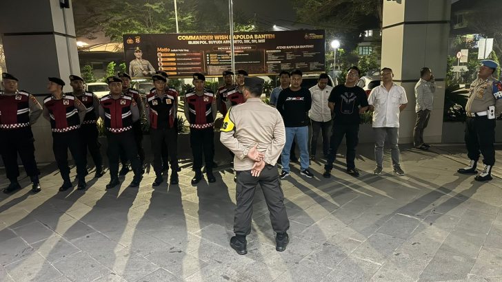 Anggota Sat Reskrim Ikuti Apel Malam Piket Fungsi di Polresta Tangerang