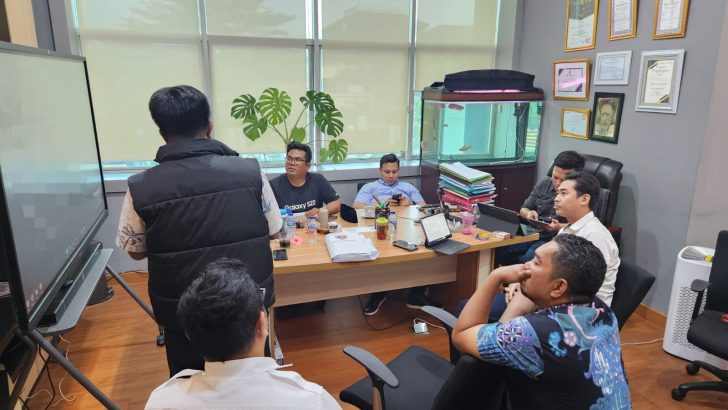 Kasat Reskrim Pimpin Gelar Perkara Kasus Tindak Pidana di Ruang Kerja