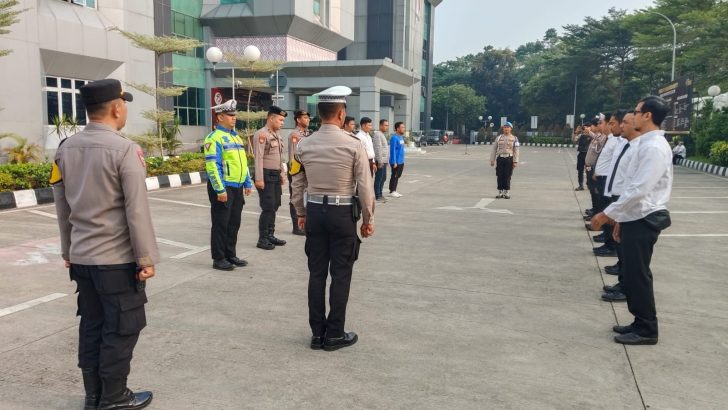 **Anggota Satreskrim Ikuti Apel Serah Terima Sebelum Piket Fungsi**