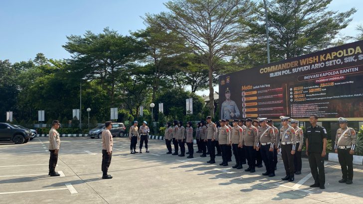 briptu desi melaksanakan apel siaga
