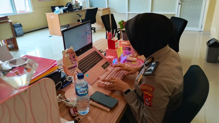 briptu desi membuat laporan abk